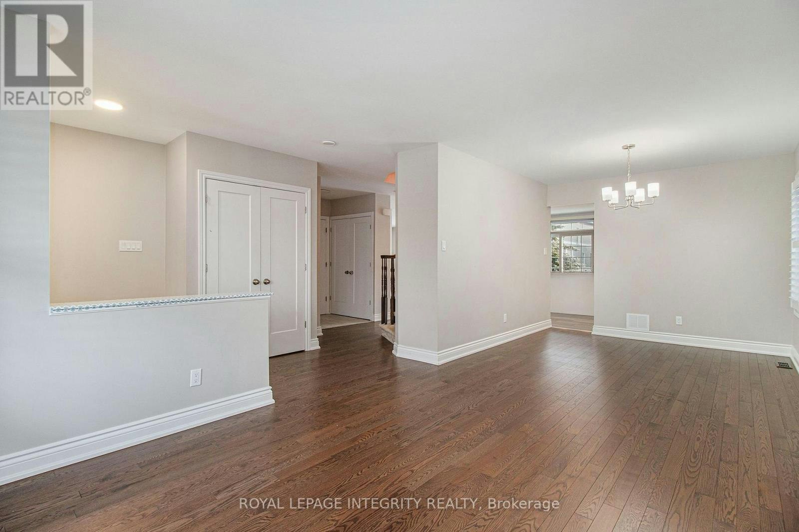 411 Deer View Avenue, Ottawa, ON, K1T 0B8 - 3