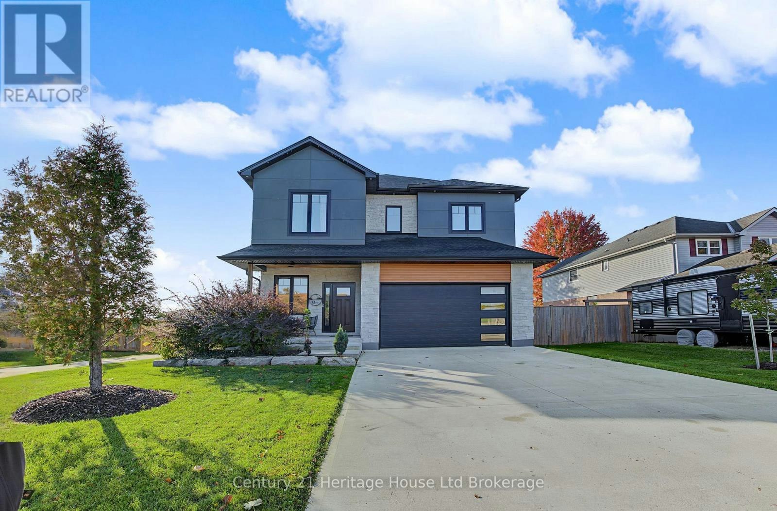 13A Southridge Road, Tillsonburg, ON, N4G 5T8