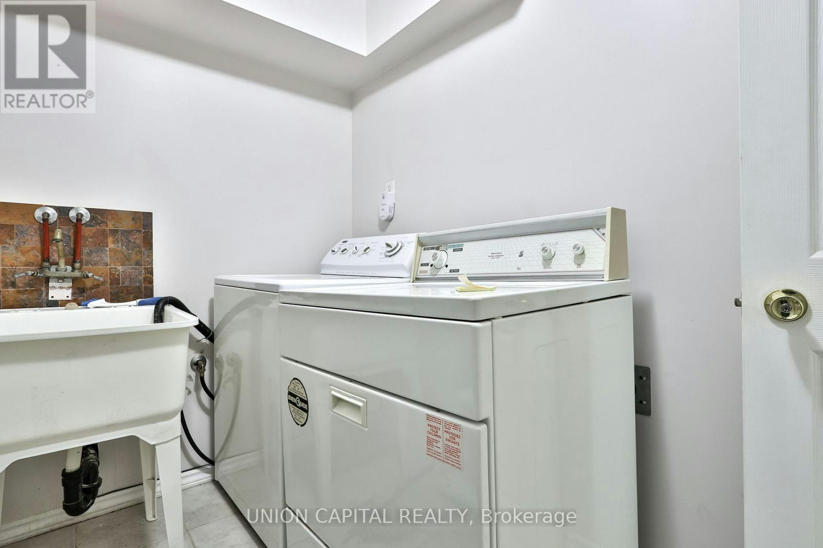 BASEMENT-168 Old Sheppard Avenue, Toronto, ON, M2J 3L9 - 8