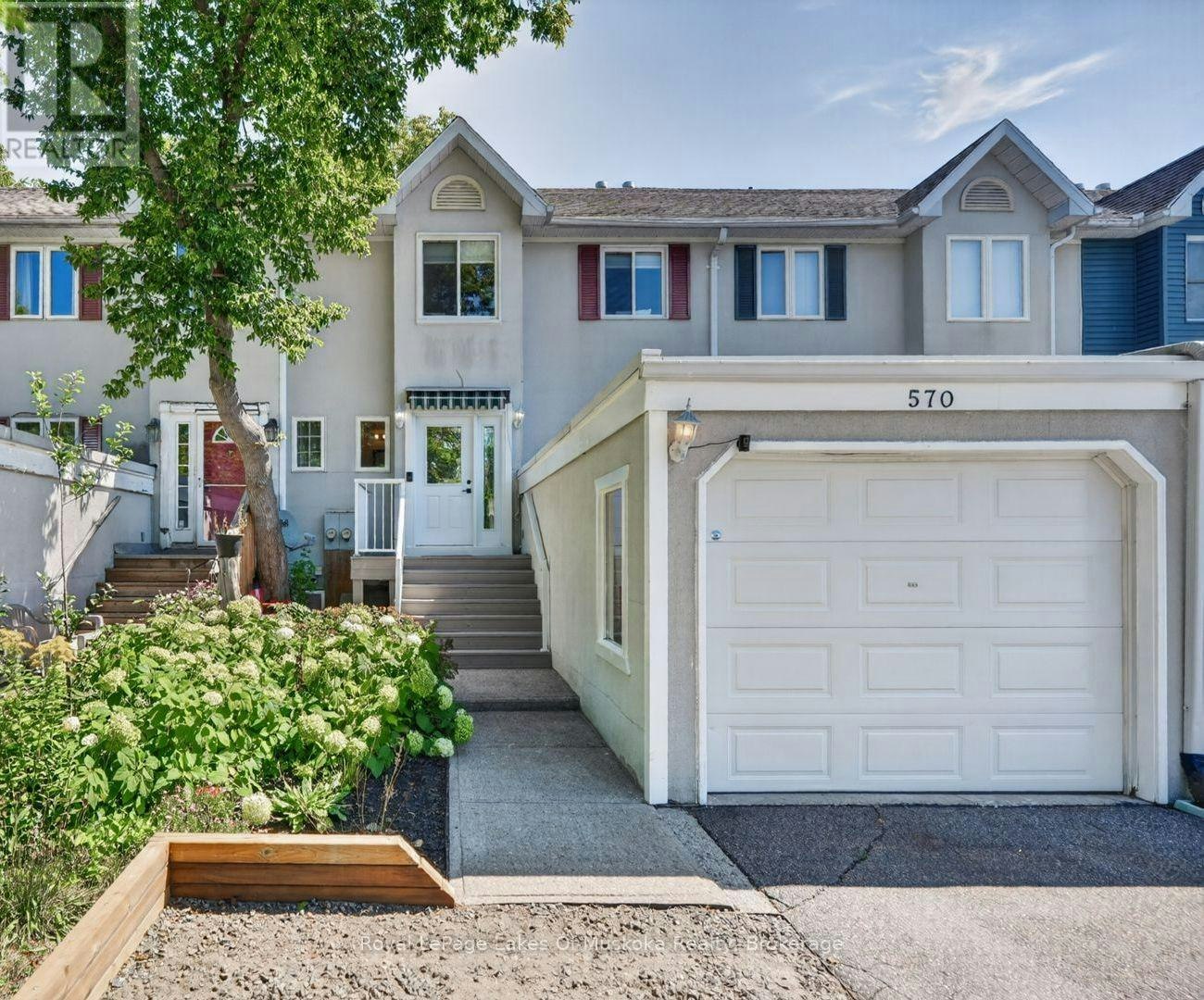570 John Street S, Gravenhurst, ON, P1P 1J9