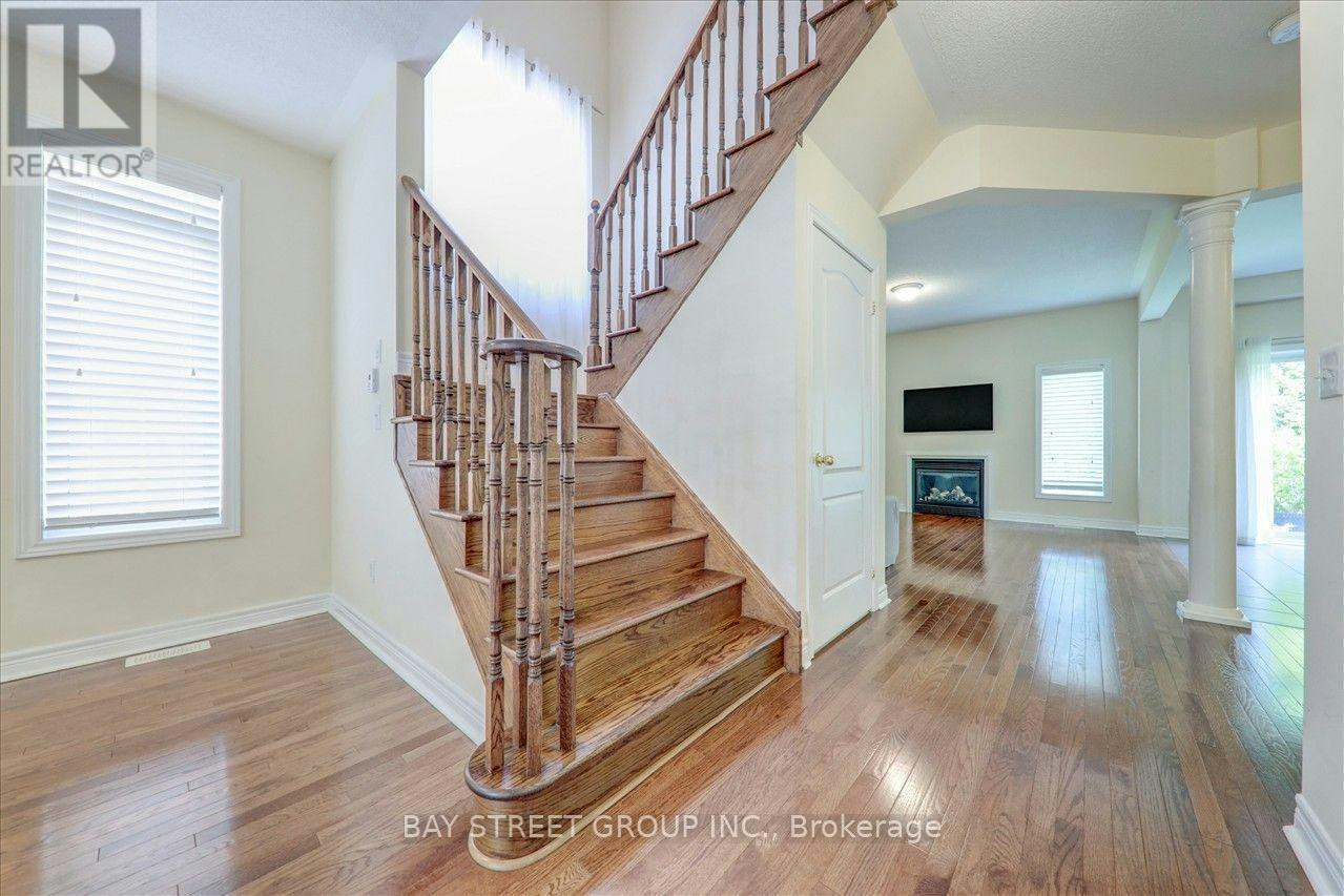 2485 Earl Grey Avenue, Pickering, ON, L1X 0B9 - 10