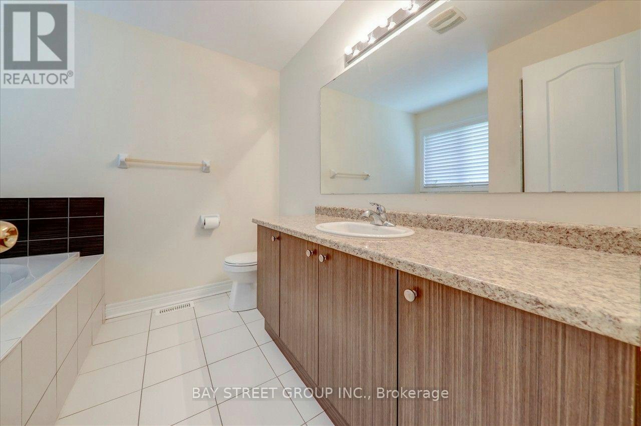 2485 Earl Grey Avenue, Pickering, ON, L1X 0B9 - 22