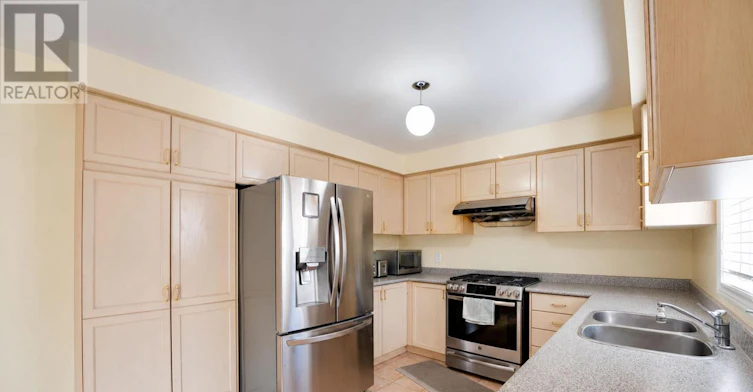 12 Barrier Reef Lane, Brampton, ON, L6R 2A4 - 8