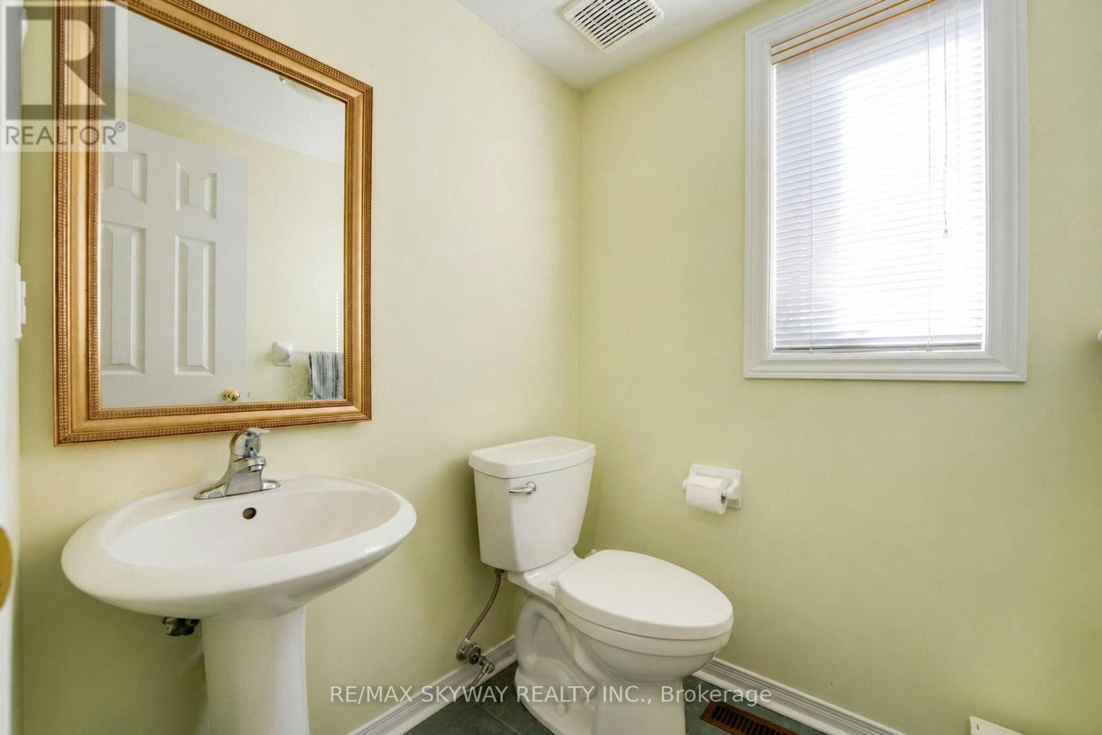 12 Barrier Reef Lane, Brampton, ON, L6R 2A4 - 7