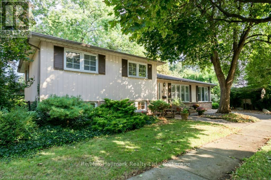 471 Anthony Drive, Oakville, ON, L6J 2K6 - 2