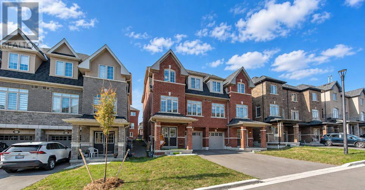 2620 Apricot Lane, Pickering, ON, L1X 0G8
