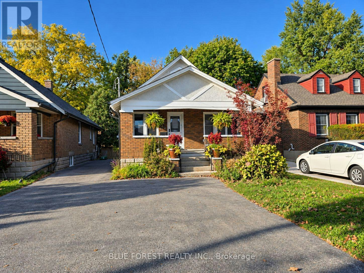 LOWER-474 Cheapside Street, London, ON, N5Y 3X3