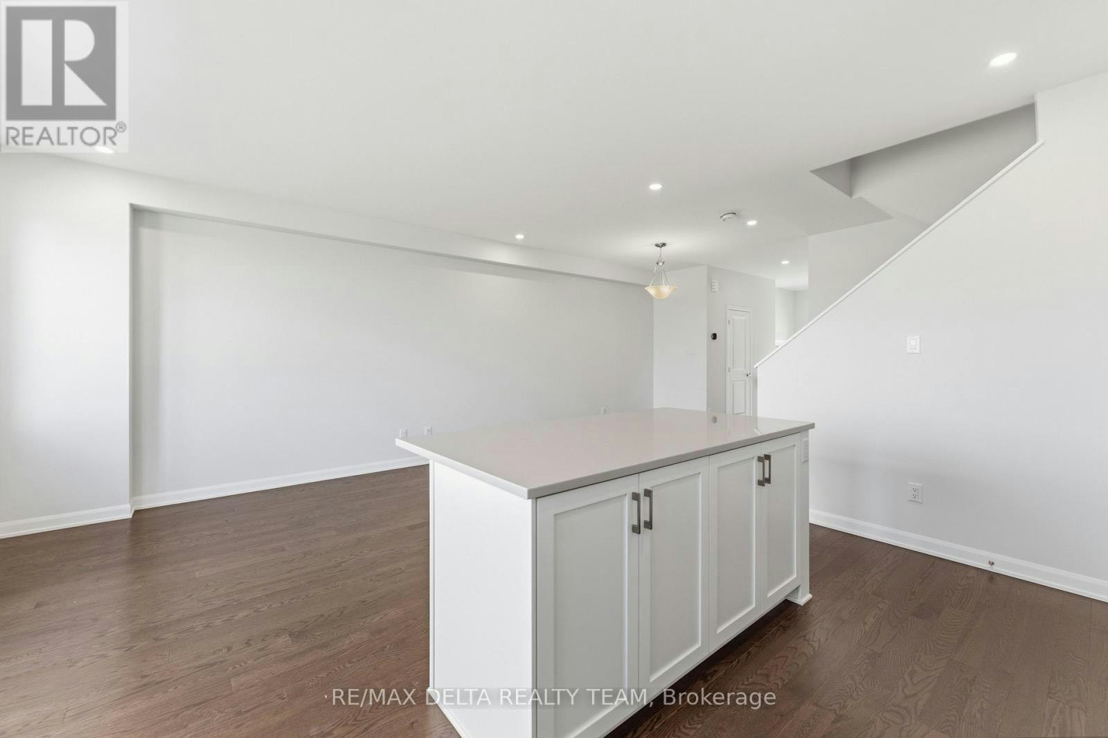 3 bedrooms for $2,700/month at 764 Fairline Row, Ottawa, ON for Rent - REW