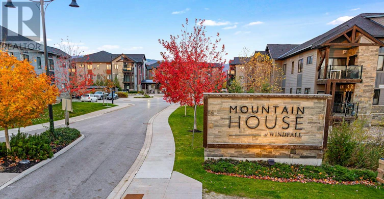 202-18 Beckwith Lane, Blue Mountains, ON, L9Y 3B6 - 2