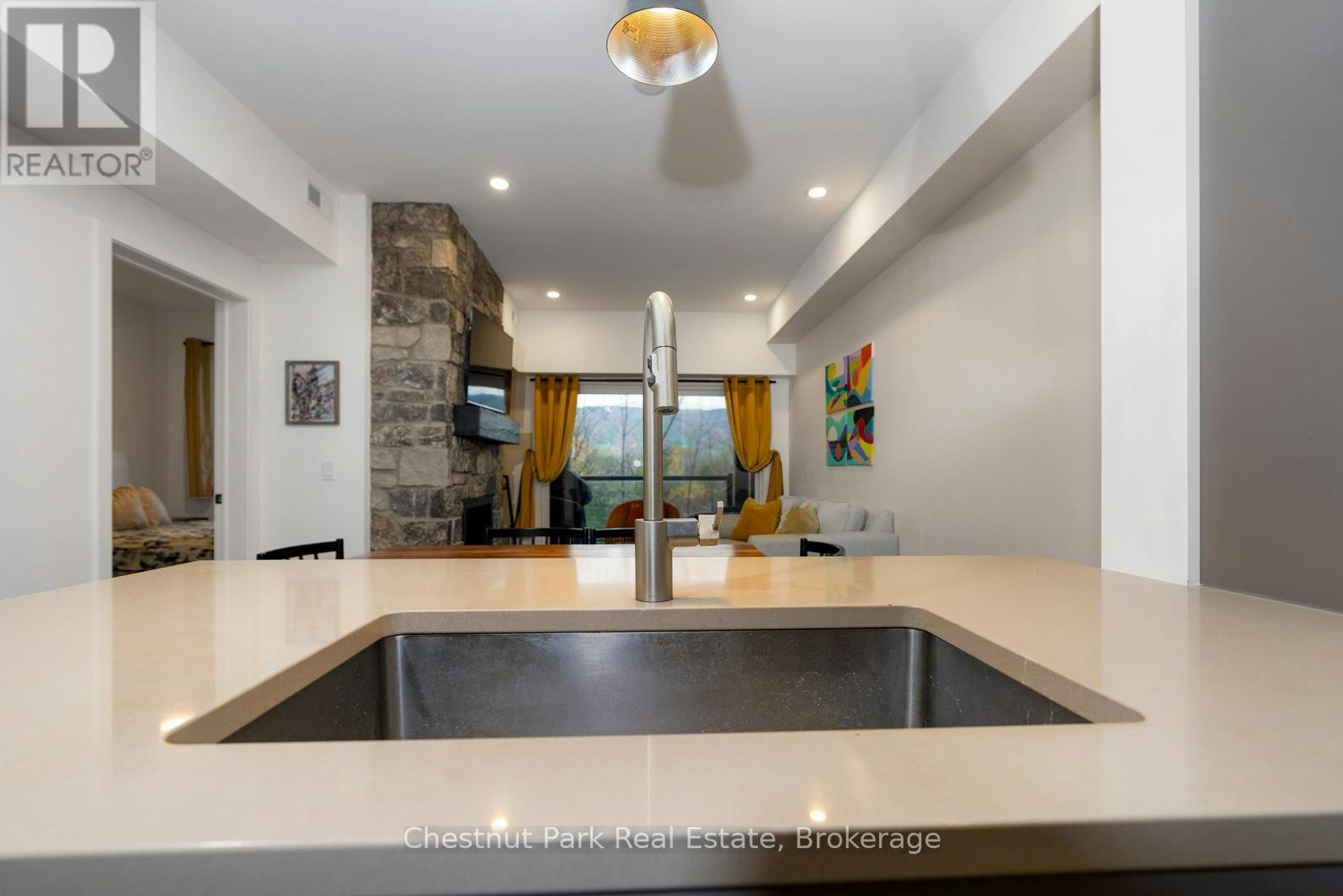202-18 Beckwith Lane, Blue Mountains, ON, L9Y 3B6 - 10
