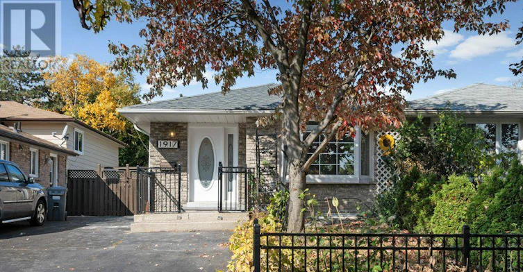 MAIN-1917 Bonnymede Drive, Mississauga, ON, L5J 1E2 - 3