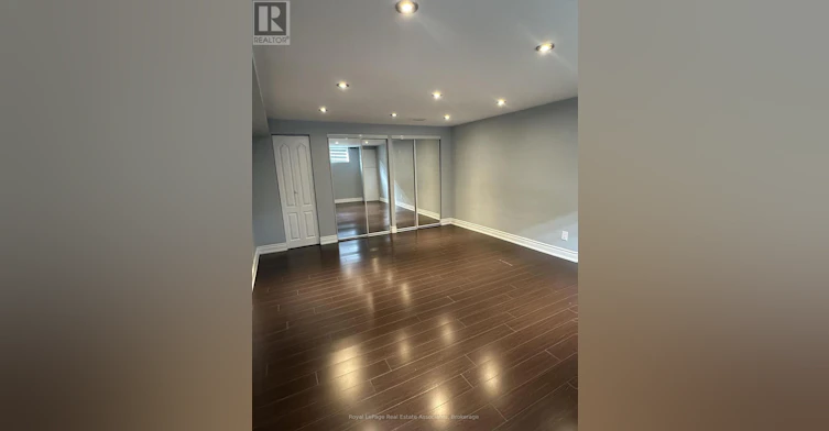 1590 Coram Crescent, Mississauga, ON, L4X 1K9 - 6