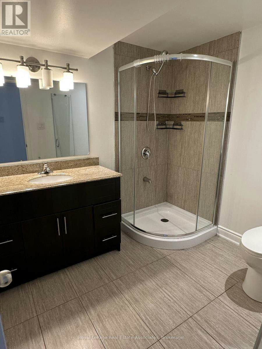 1590 Coram Crescent, Mississauga, ON, L4X 1K9 - 11