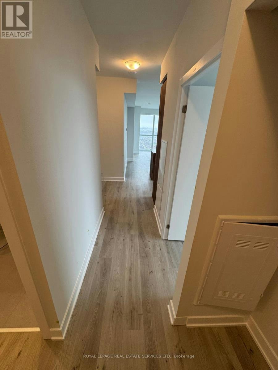 4111-430 Square One Drive, Mississauga, ON, L5B 0L6 - 9