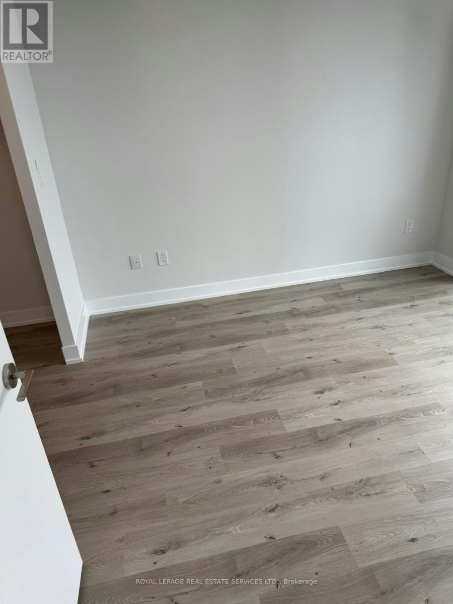 4111-430 Square One Drive, Mississauga, ON, L5B 0L6 - 8