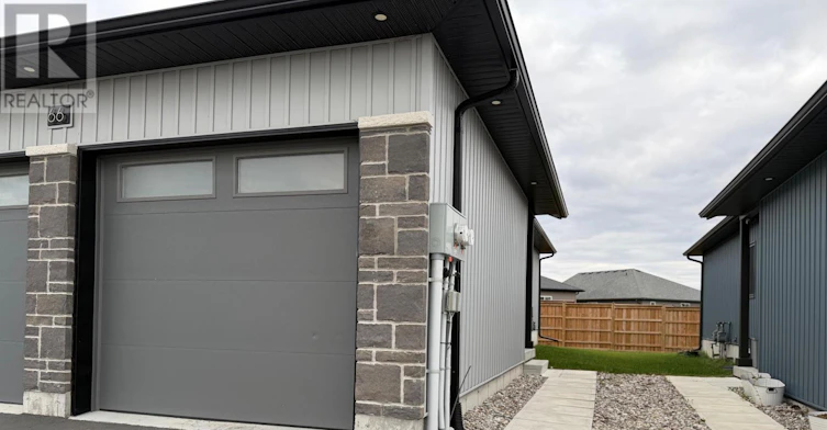 66 Hastings Park Drive, Belleville, ON, K8P 0J2 - 22