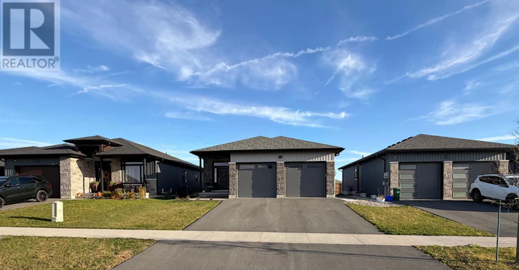 66 Hastings Park Drive, Belleville, ON, K8P 0J2 - 2