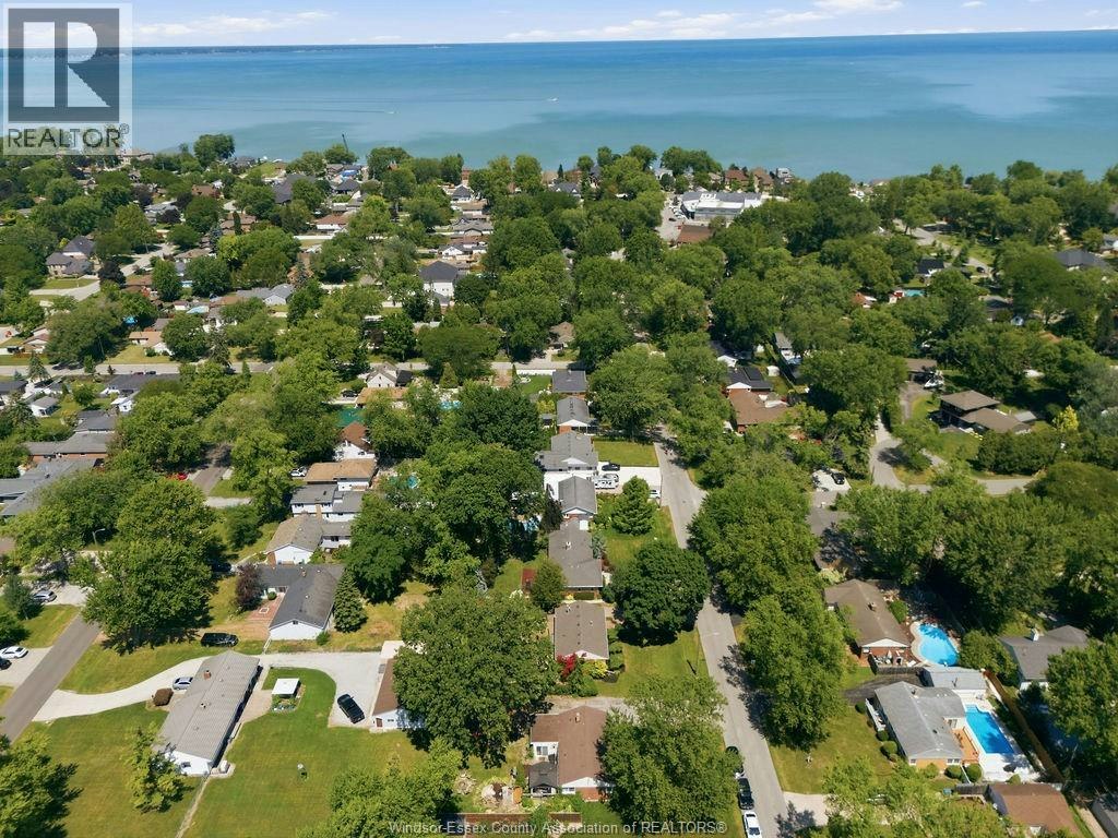 251 St. Marks Road, Tecumseh, ON, N8N 2H6 - 42