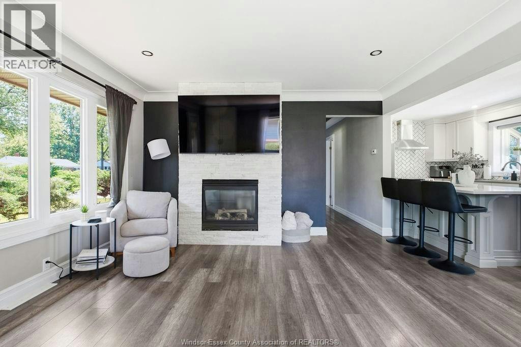 251 St. Marks Road, Tecumseh, ON, N8N 2H6 - 7