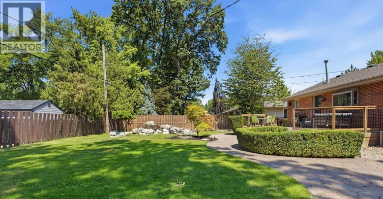 251 St. Marks Road, Tecumseh, ON, N8N 2H6 - 29