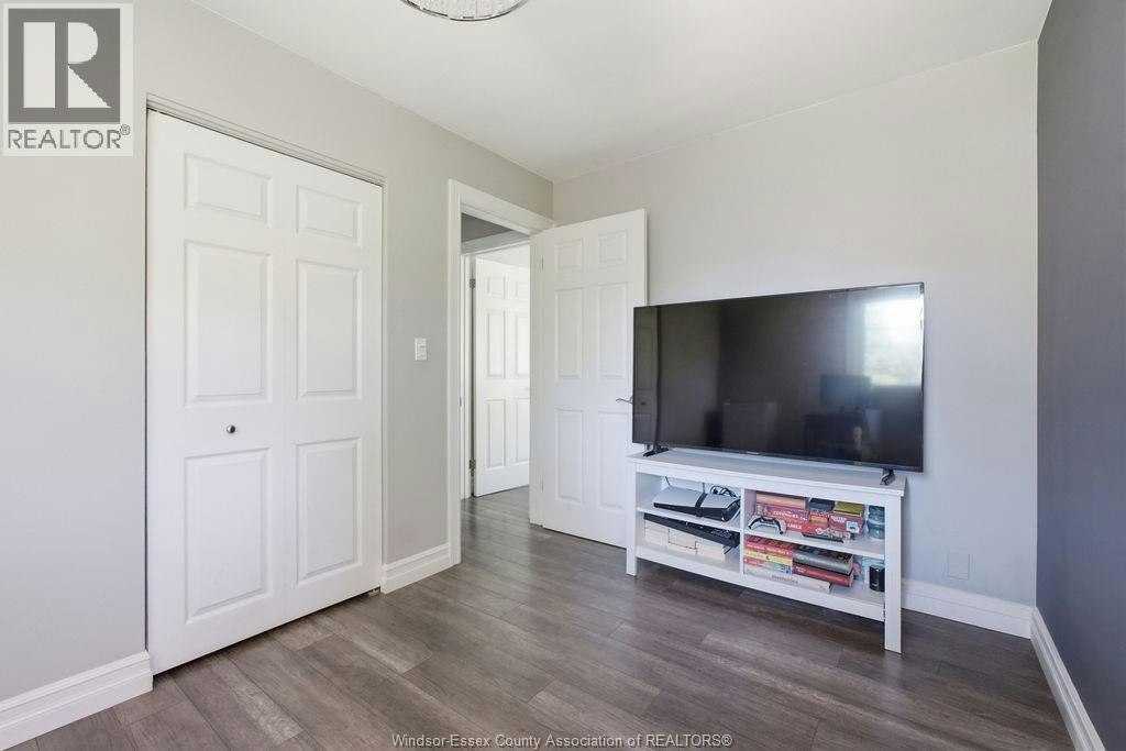 251 St. Marks Road, Tecumseh, ON, N8N 2H6 - 23