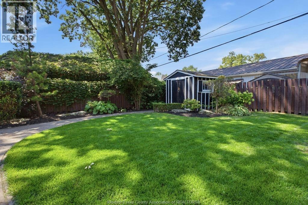 251 St. Marks Road, Tecumseh, ON, N8N 2H6 - 28