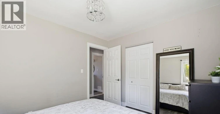 251 St. Marks Road, Tecumseh, ON, N8N 2H6 - 18