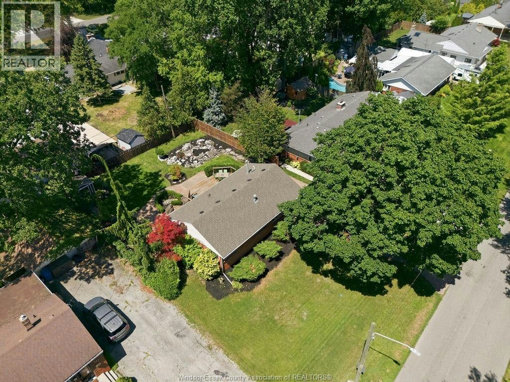 251 St. Marks Road, Tecumseh, ON, N8N 2H6 - 37