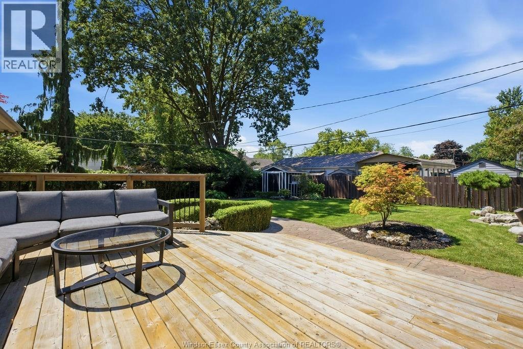251 St. Marks Road, Tecumseh, ON, N8N 2H6 - 26