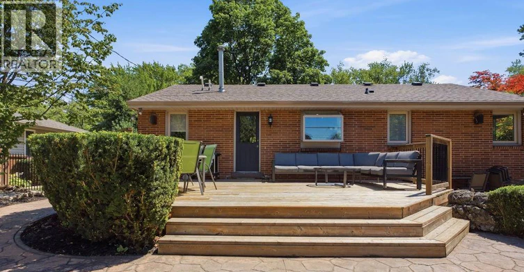 251 St. Marks Road, Tecumseh, ON, N8N 2H6 - 27
