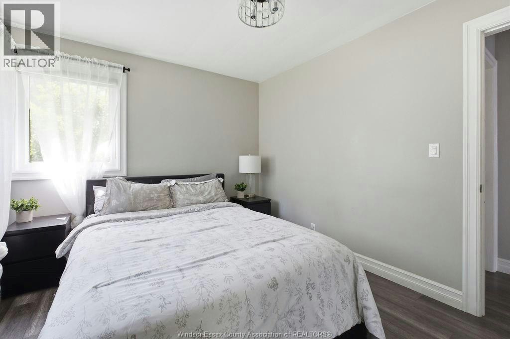 251 St. Marks Road, Tecumseh, ON, N8N 2H6 - 19