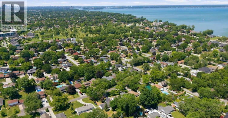 251 St. Marks Road, Tecumseh, ON, N8N 2H6 - 41