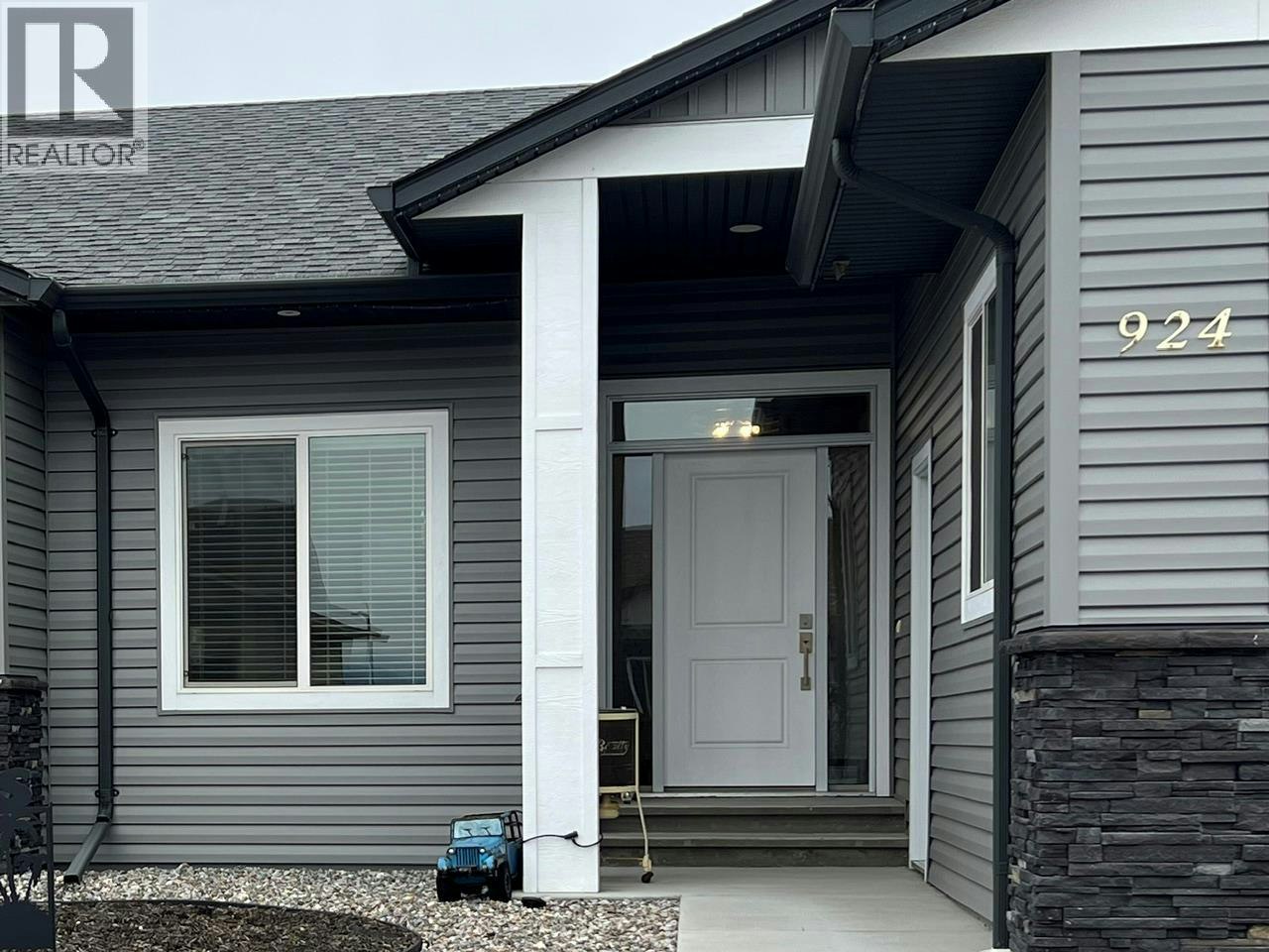 924 9th Avenue, Vernon, BC, V1H 1Z1