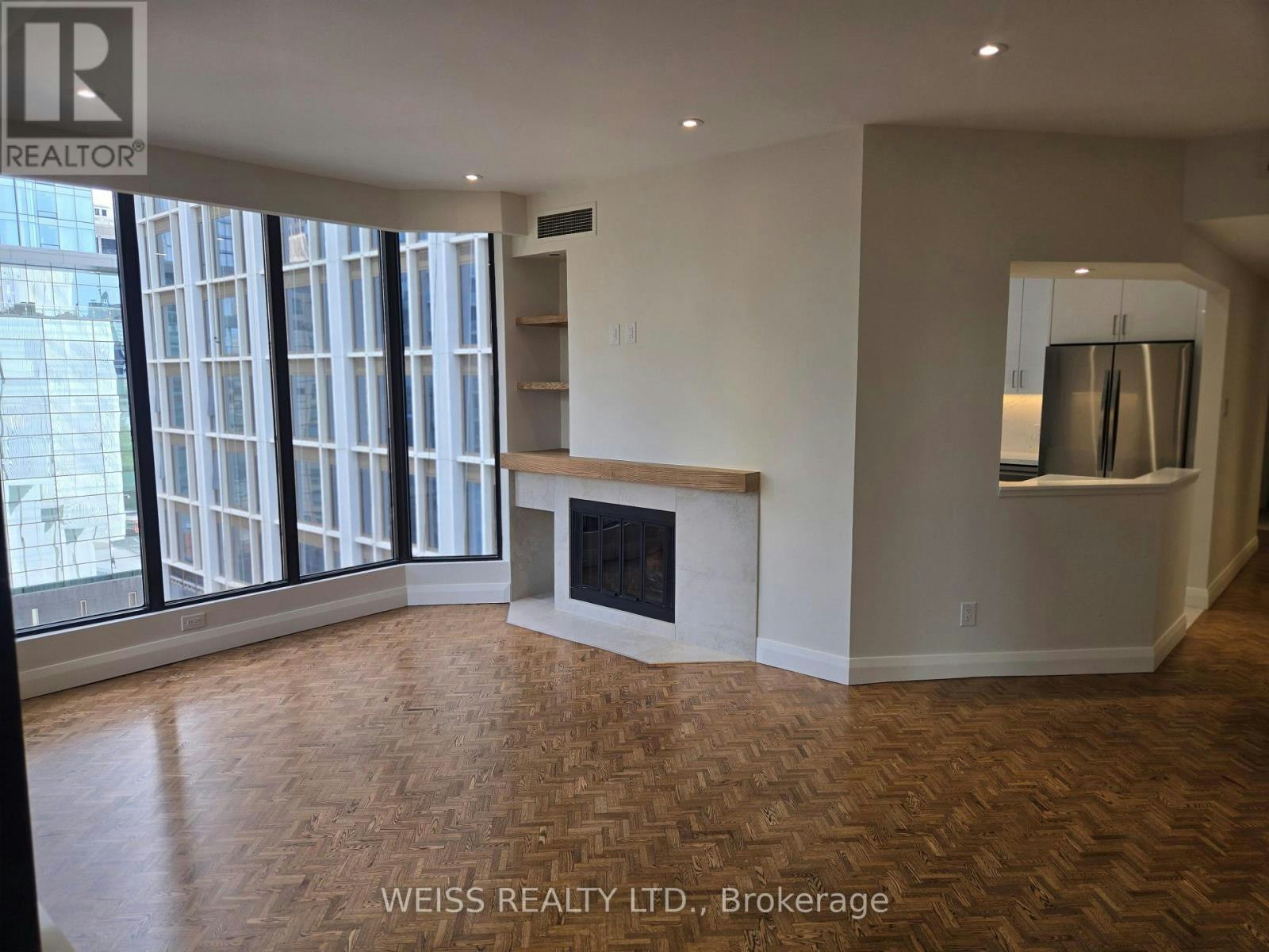 904-1331 Bay Street SE, Toronto, ON, M5R 2C4 - 3
