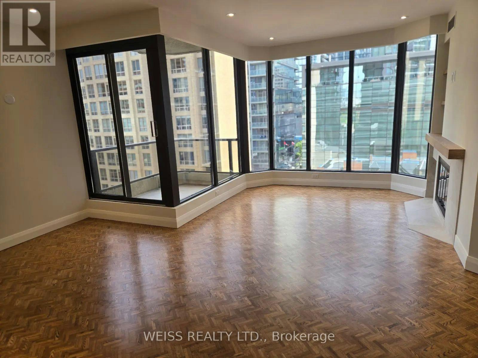904-1331 Bay Street SE, Toronto, ON, M5R 2C4 - 4