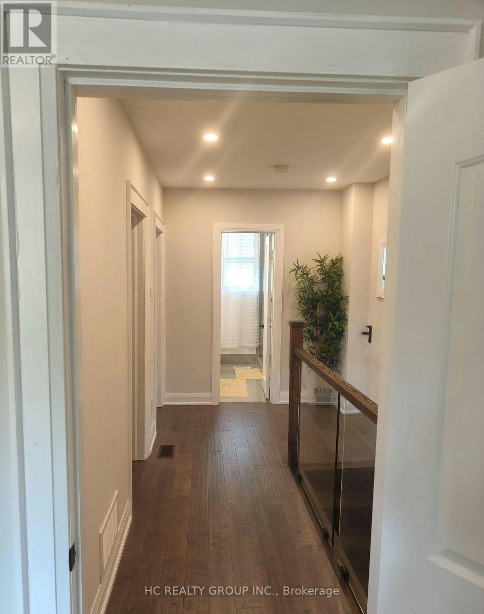 118 Courcelette Road, Toronto, ON, M1N 2T2 - 9