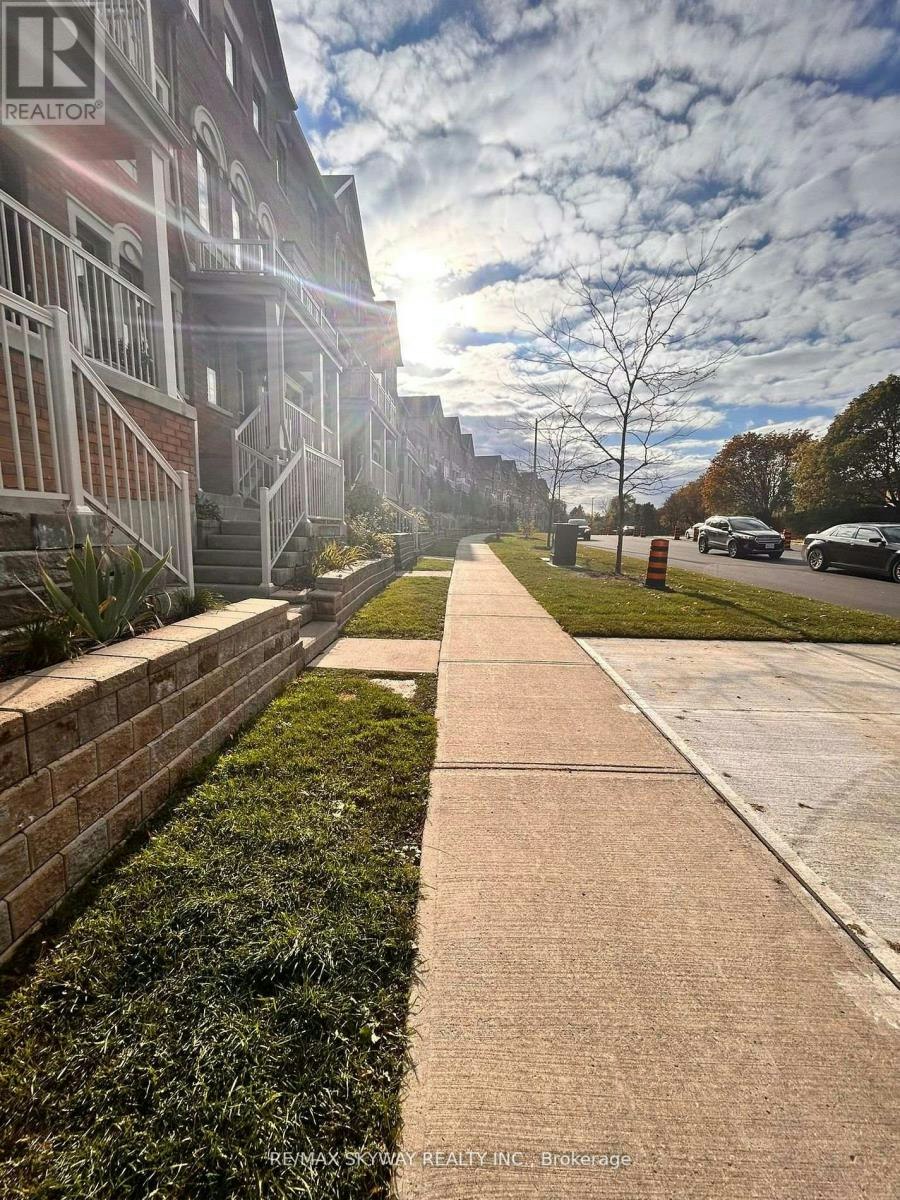 42-180 Howden Boulevard, Brampton, ON, L6S 0E6 - 2