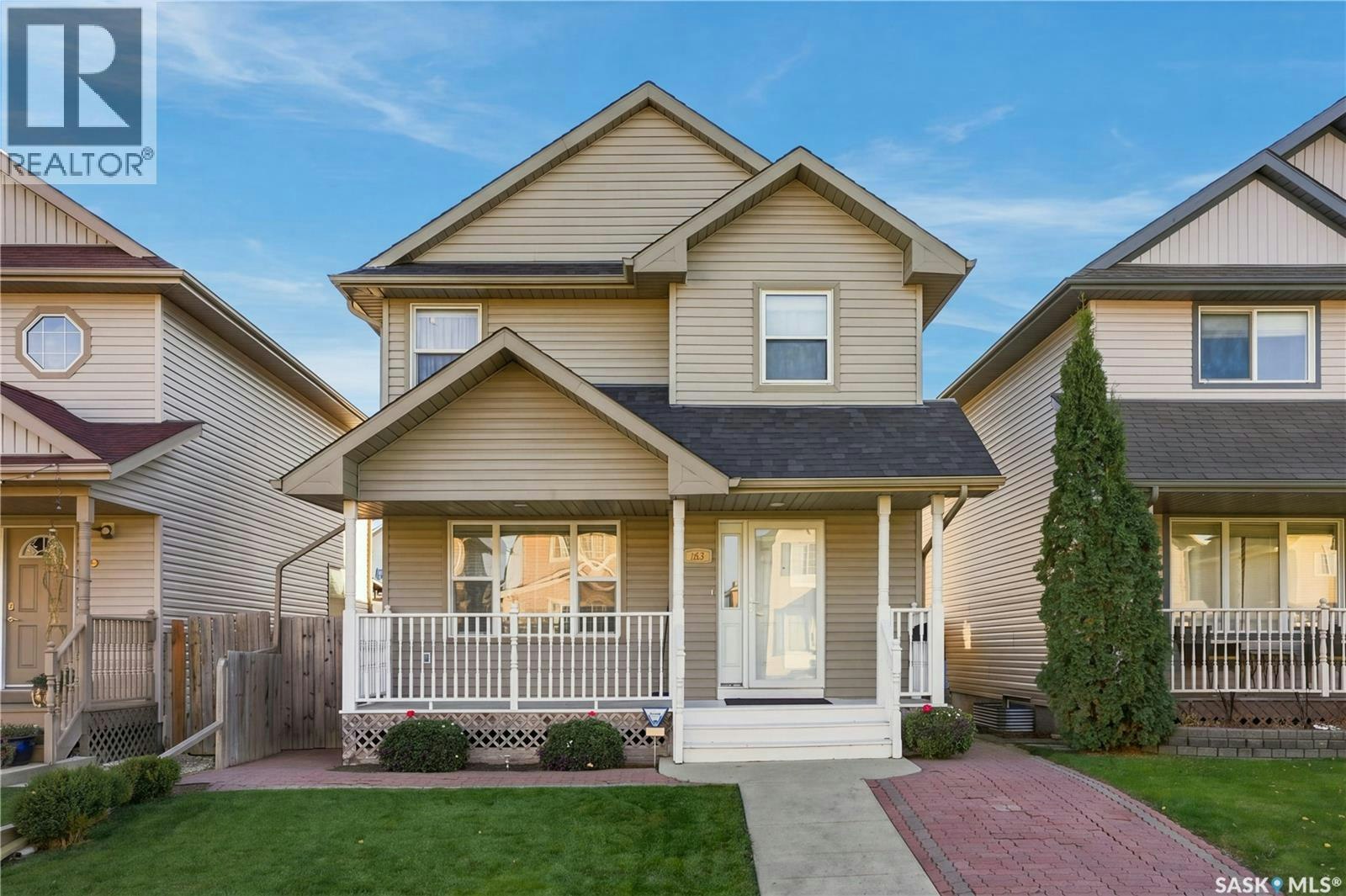 163 Blakeney Crescent, Saskatoon, SK, S7L 7N5
