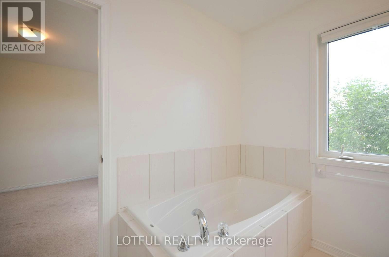 62 Dundalk Private, Ottawa, ON, K2J 4X6 - 24
