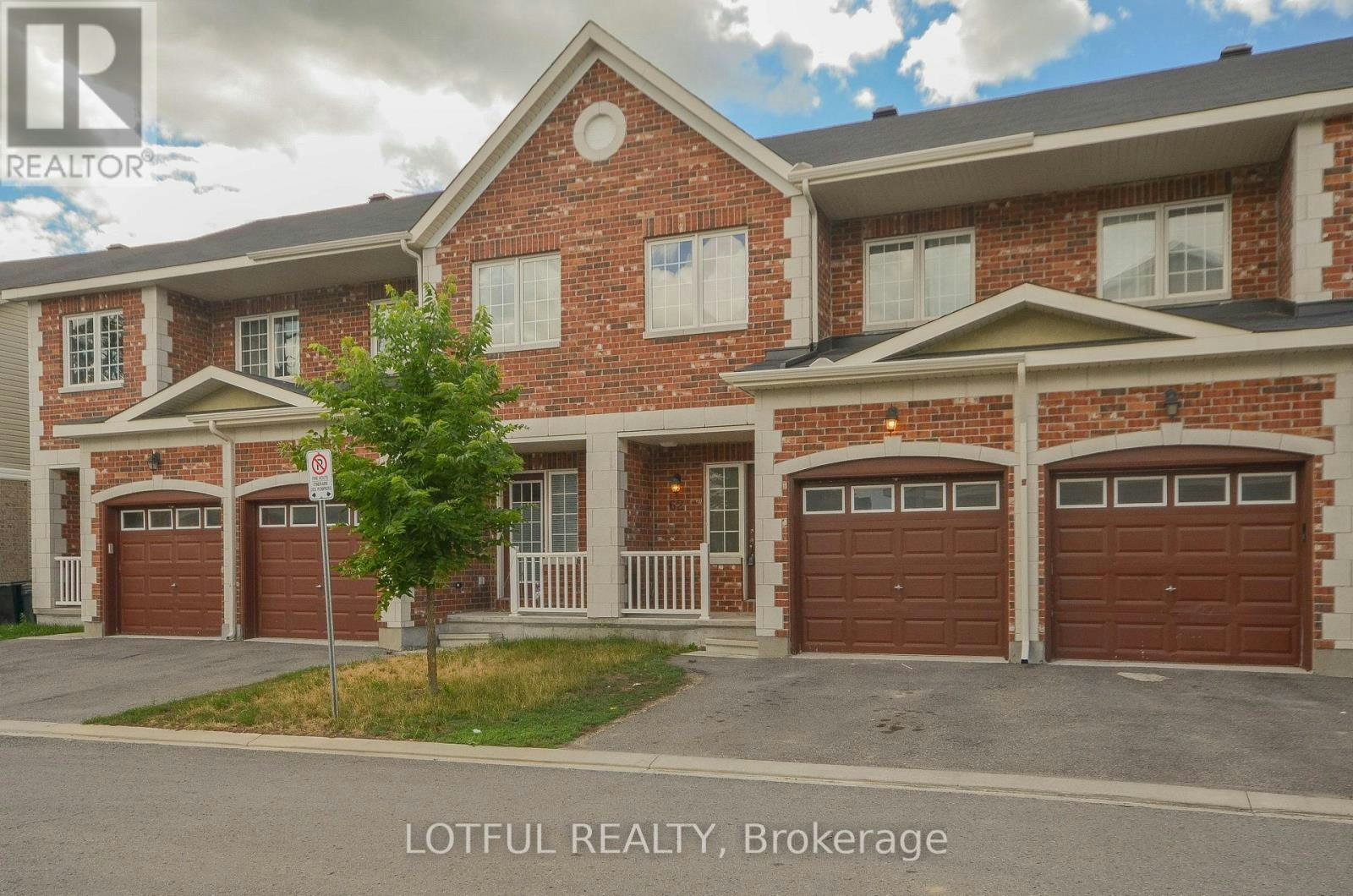 62 Dundalk Private, Ottawa, ON, K2J 4X6 - 2