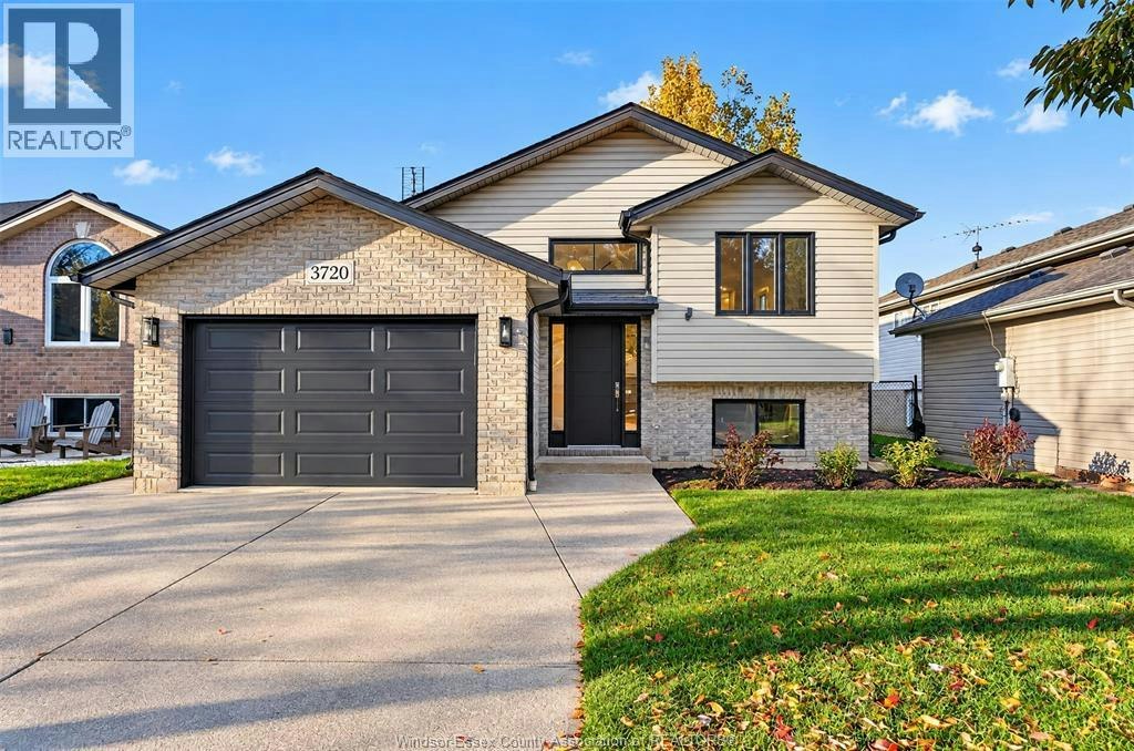 3720 Shinglecreek, Windsor, ON, N8W 5T8