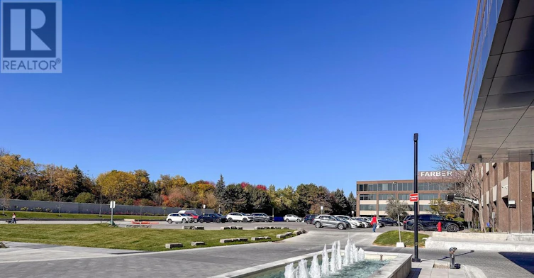1807-29 Green Trail, Toronto, ON, M2K 0J9 - 4