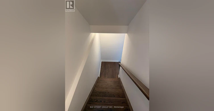 BASEMENT APPARTMENT-2918 Scotch Pine Lane, Pickering, ON, L1X 0N9 - 2