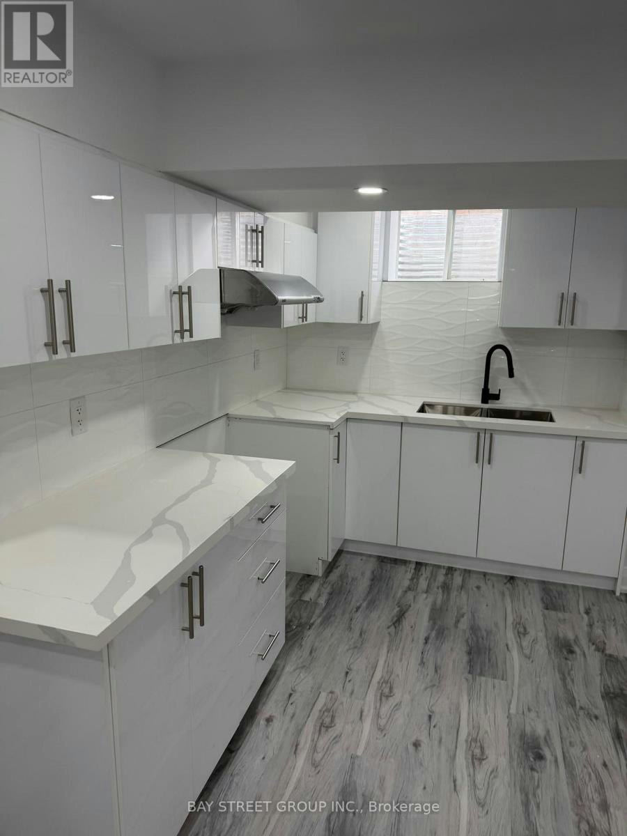 BASEMENT APPARTMENT-2918 Scotch Pine Lane, Pickering, ON, L1X 0N9 - 11