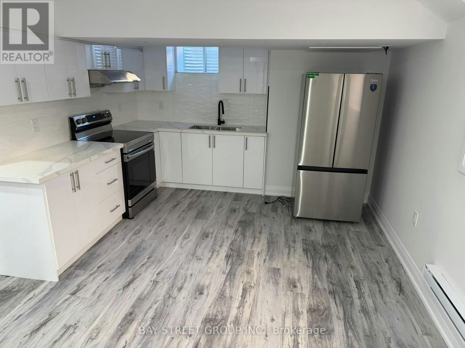 BASEMENT APPARTMENT-2918 Scotch Pine Lane, Pickering, ON, L1X 0N9 - 5