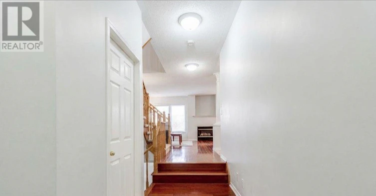 31 Marshview Avenue, Aurora, ON, L4G 7W5 - 4
