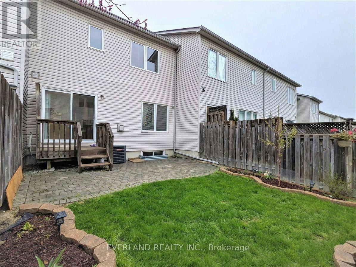 31 Marshview Avenue, Aurora, ON, L4G 7W5 - 17