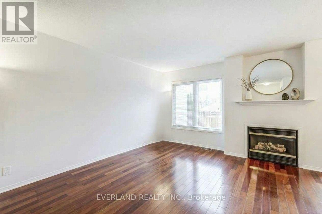 31 Marshview Avenue, Aurora, ON, L4G 7W5 - 5