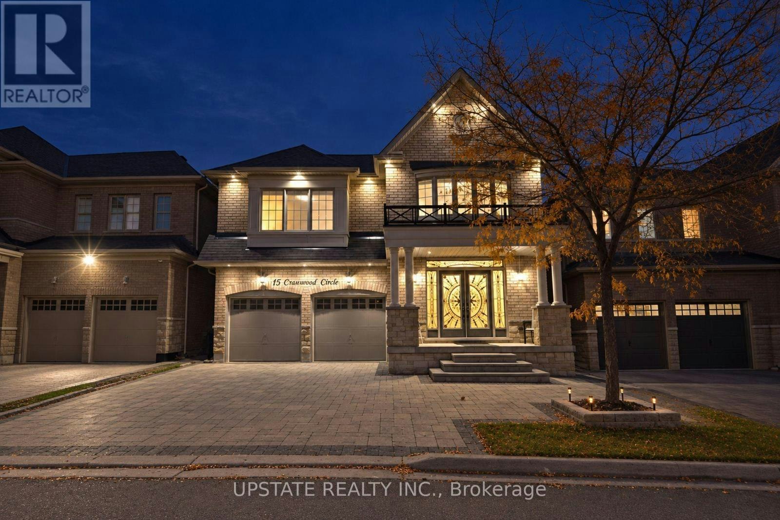 15 Cranwood Circle, Brampton, ON, L6Y 0Y4