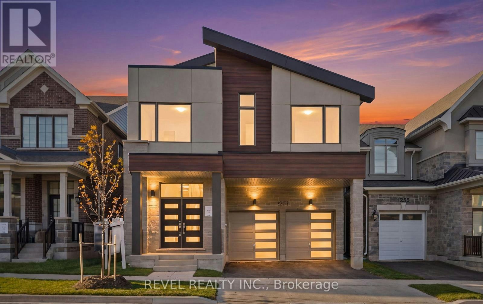 1251 Black Bear Trail, Oakville, ON, L6M 4L8